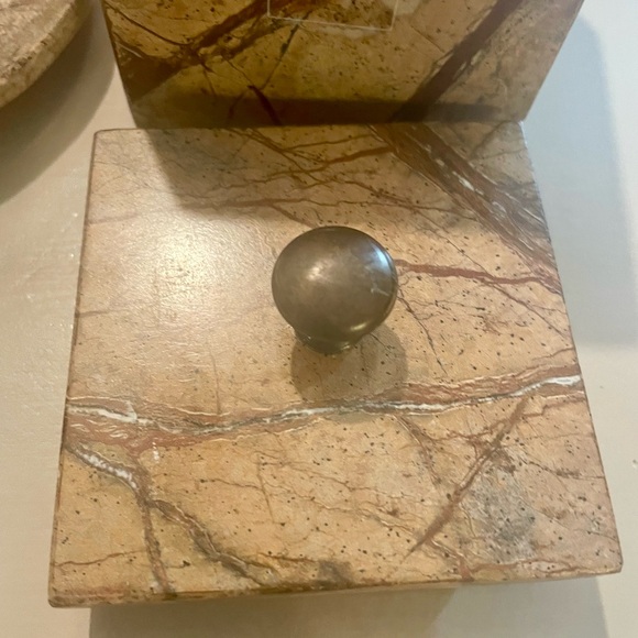 Genuine Marble 4” multi-purpose box and slab - Picture 4 of 10